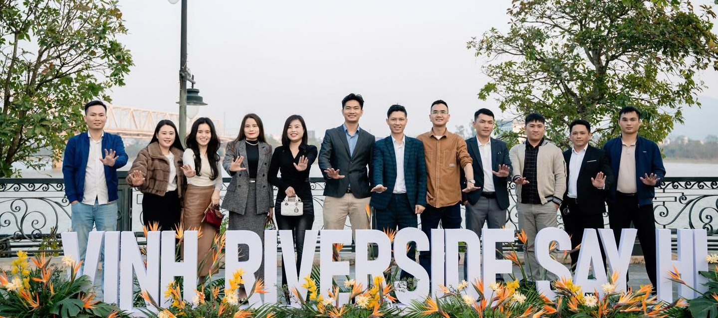 Vinh Riverside
